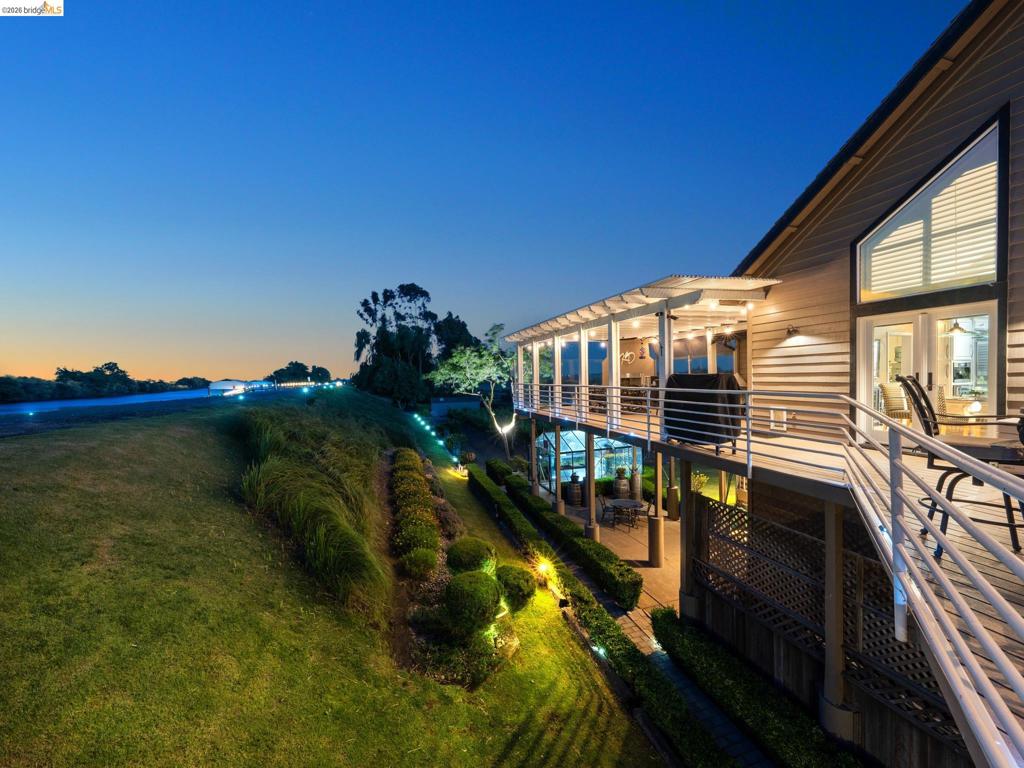 main property photo 45