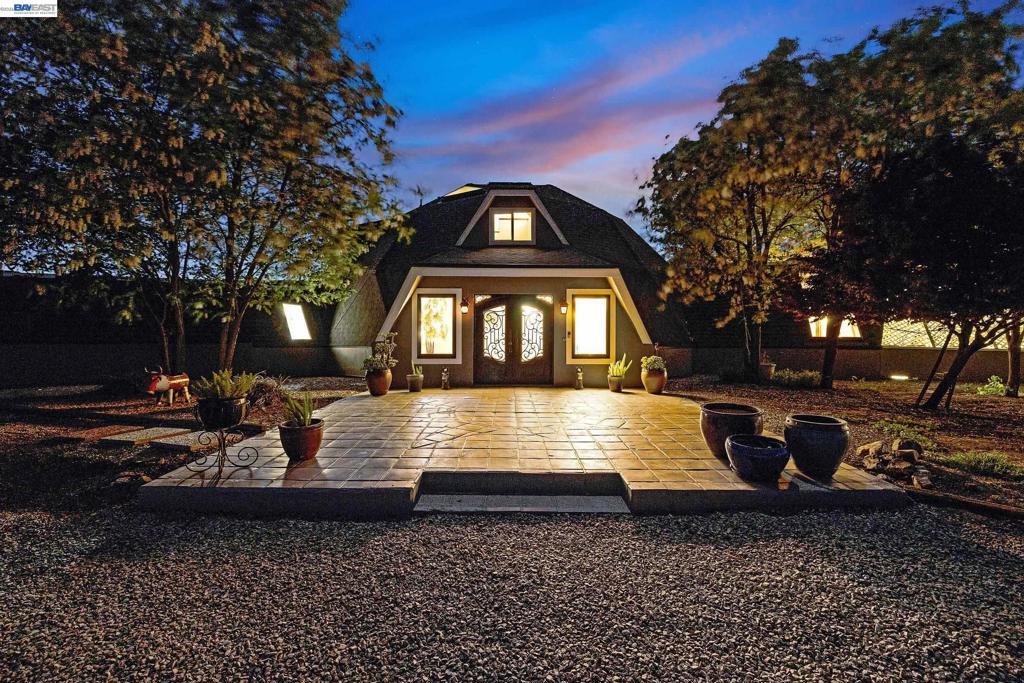 main property photo 53