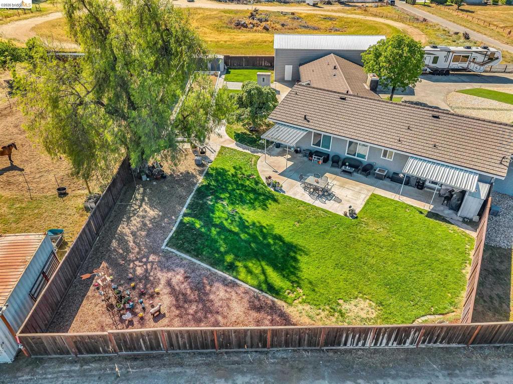 main property photo 67