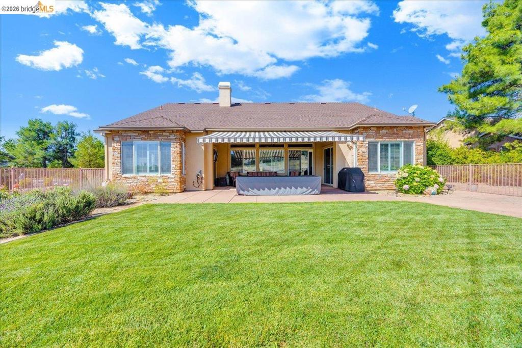 main property photo 50