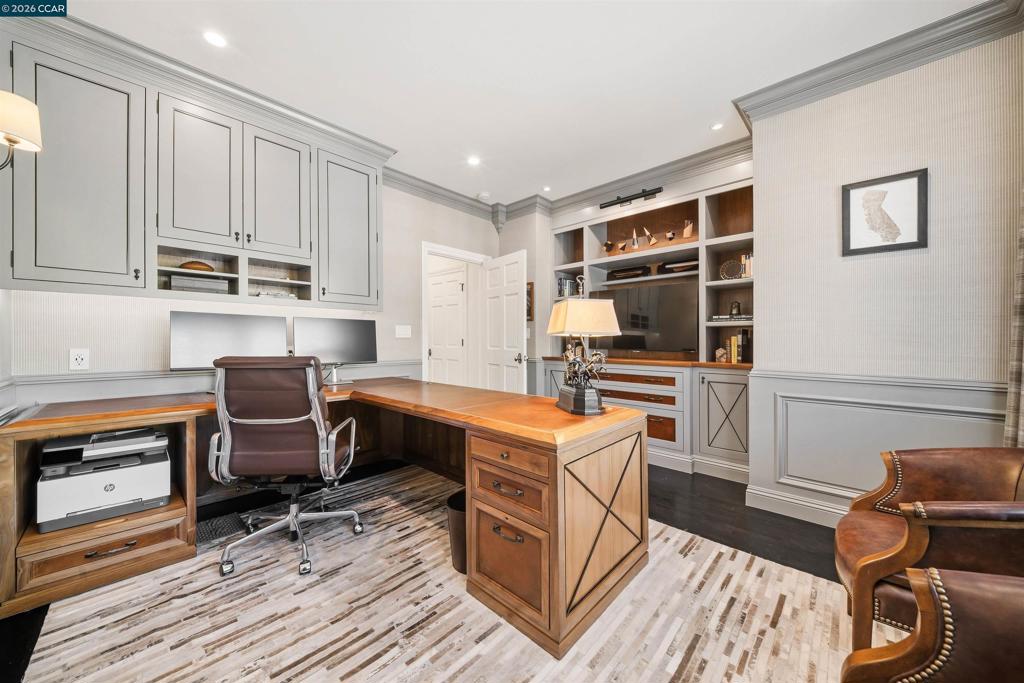 main property photo 60