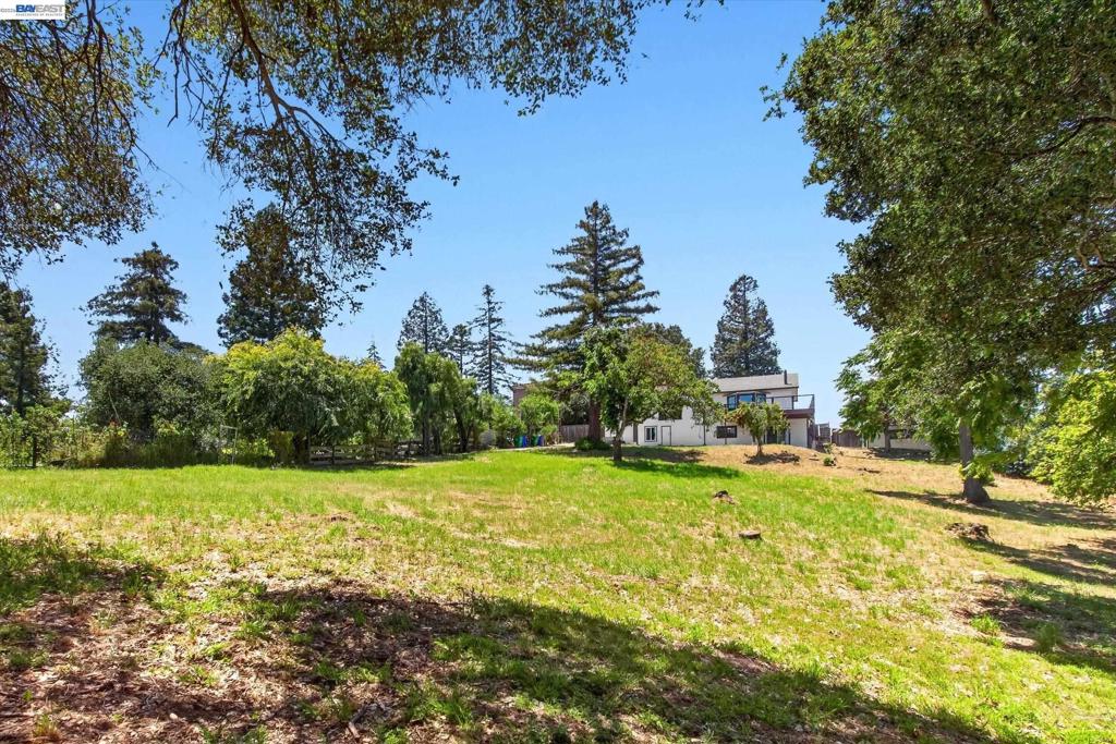 main property photo 51