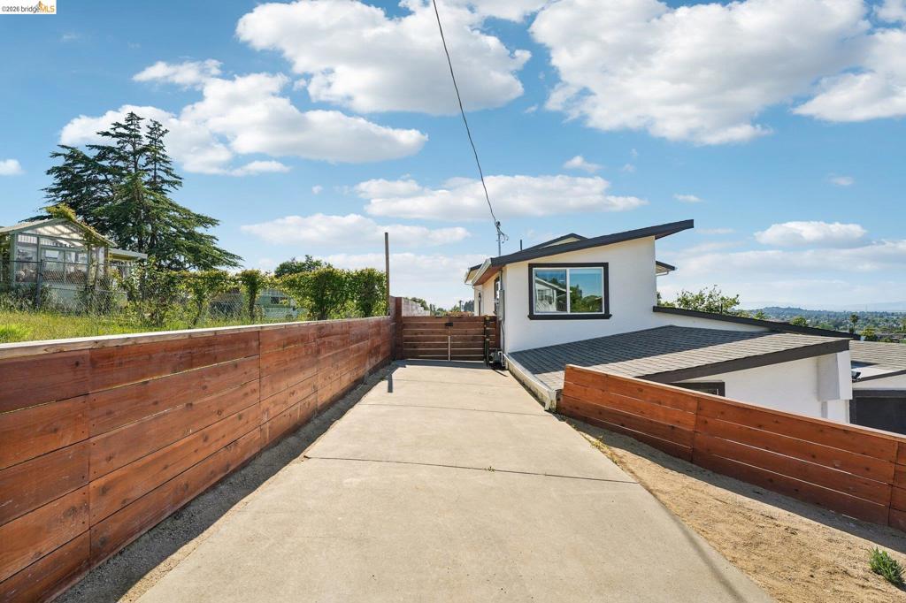 main property photo 72