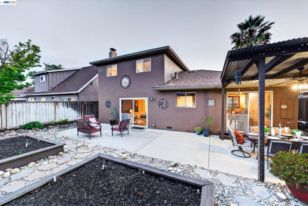 main property photo 45
