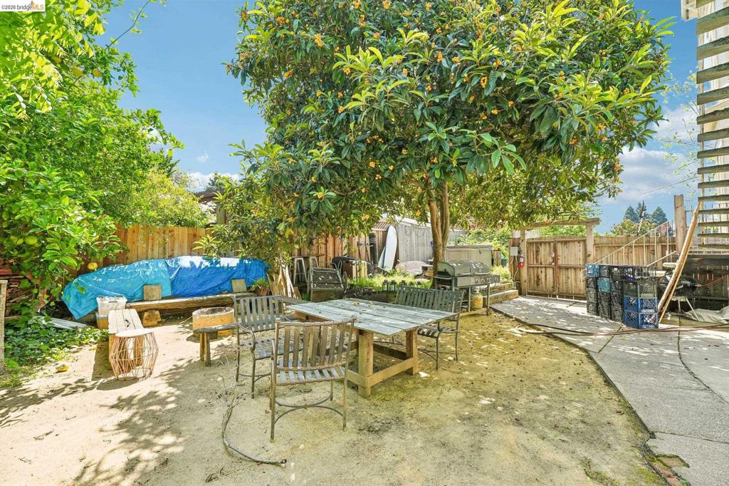 main property photo 68