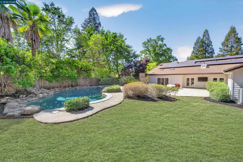 main property photo 70