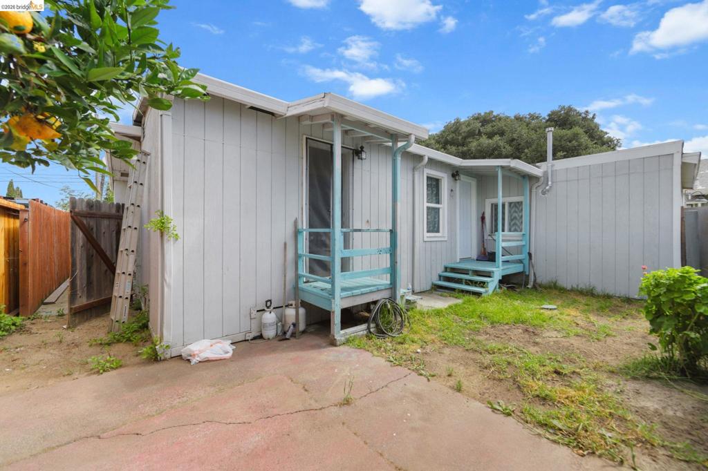main property photo 17
