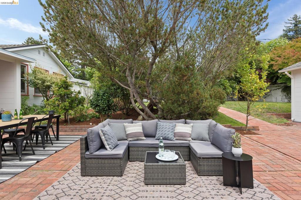 main property photo 62