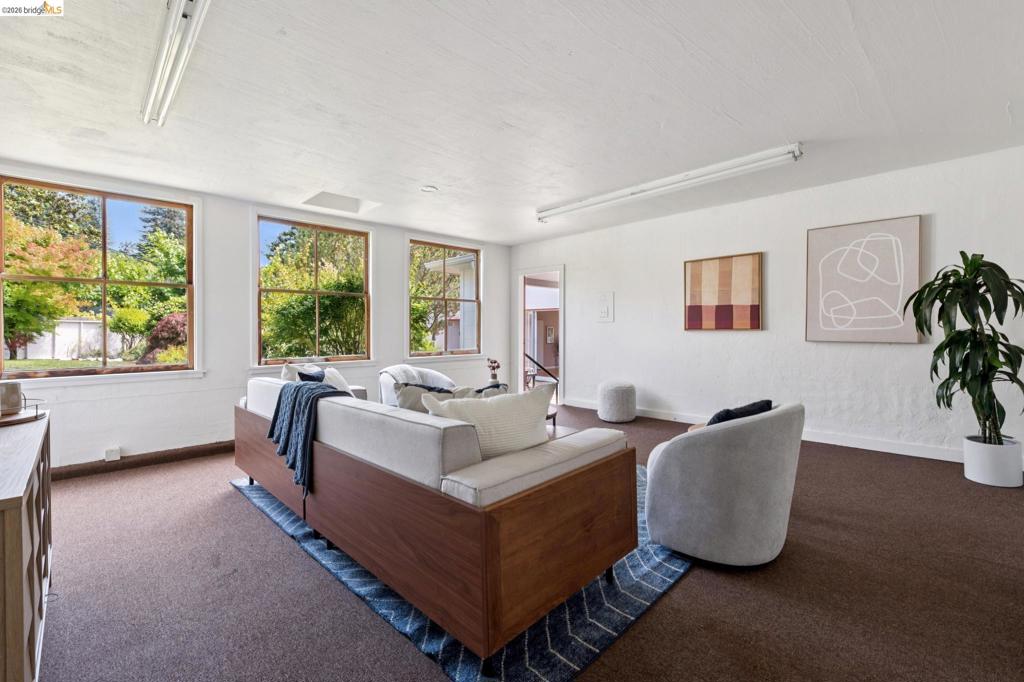 main property photo 67