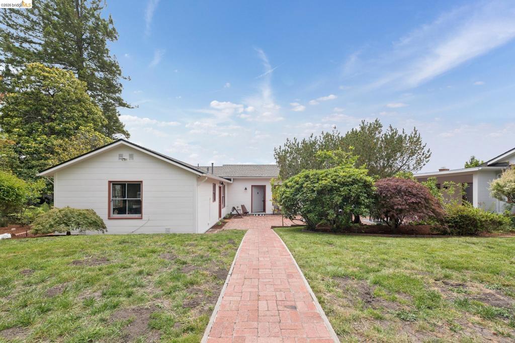 main property photo 74