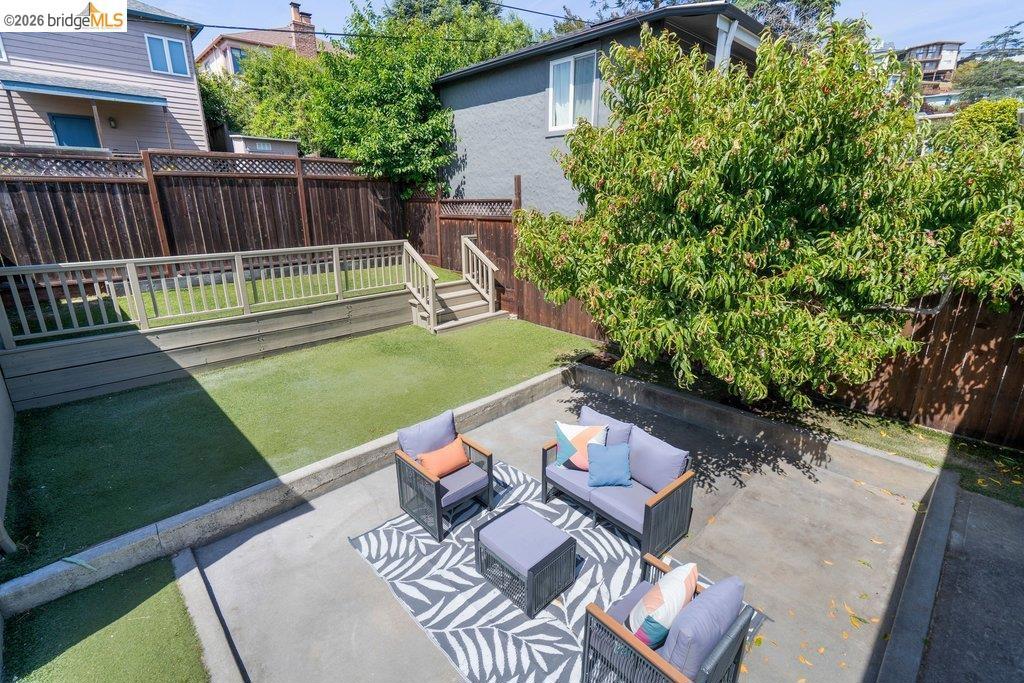 main property photo 23