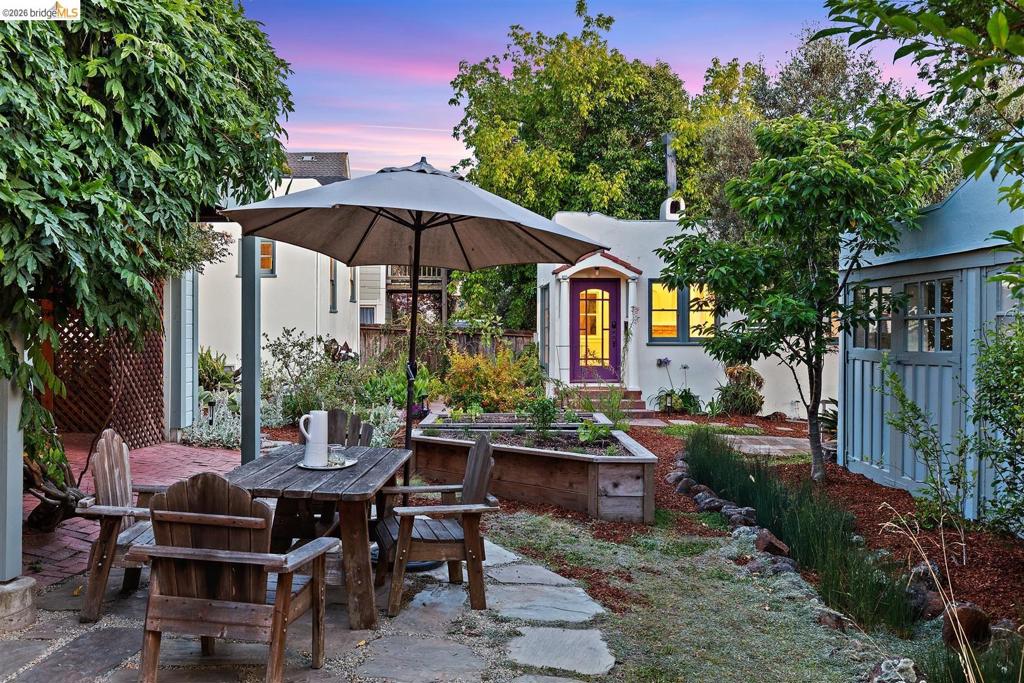 main property photo 50