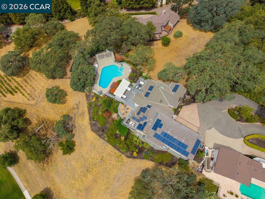 main property photo 59