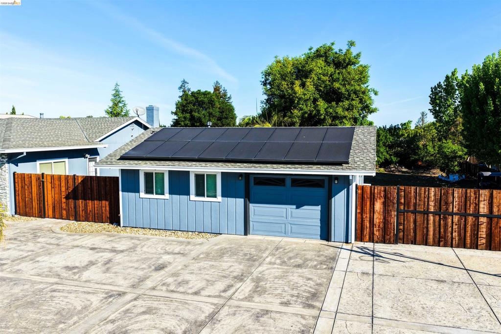 main property photo 62