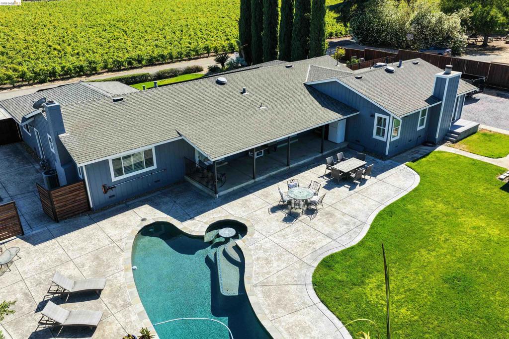 main property photo 77