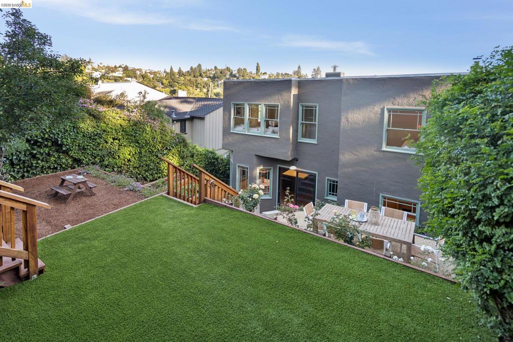 main property photo 68