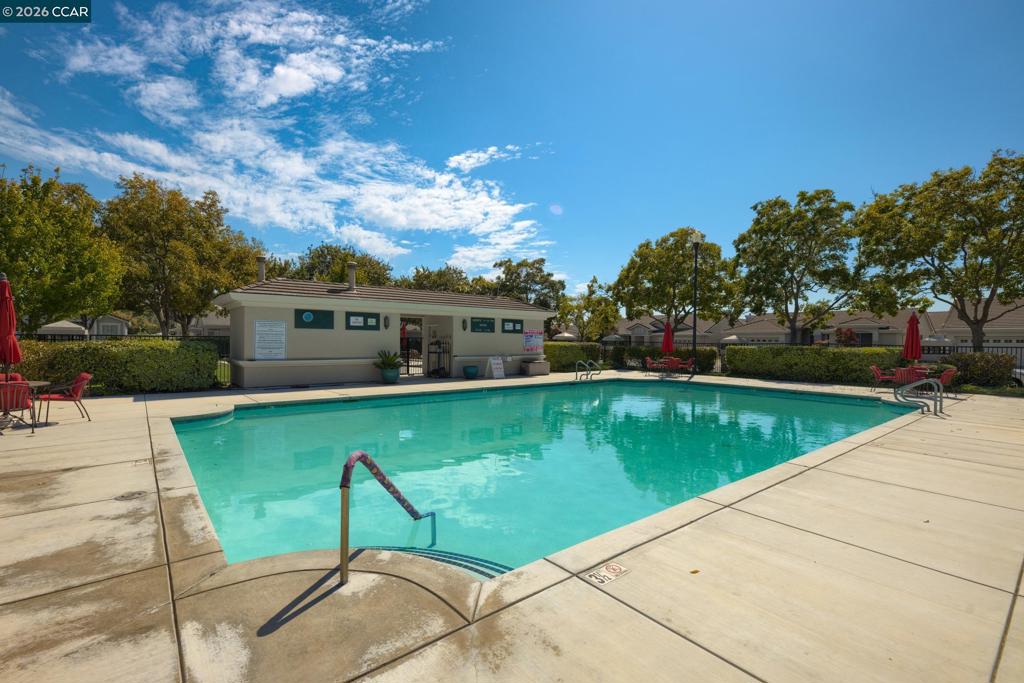main property photo 50