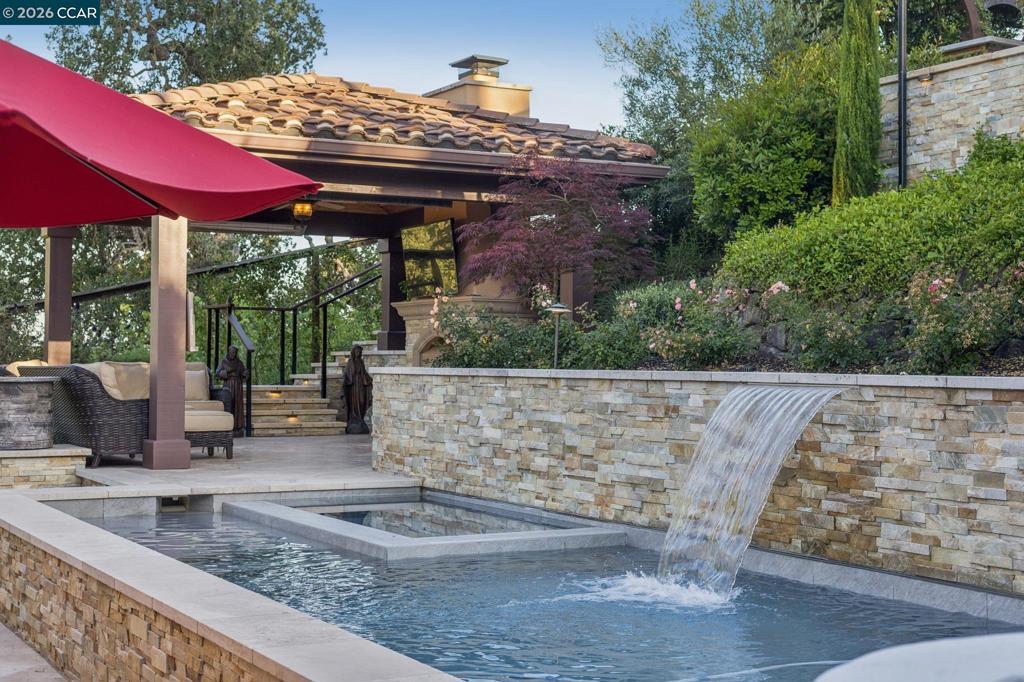 main property photo 61