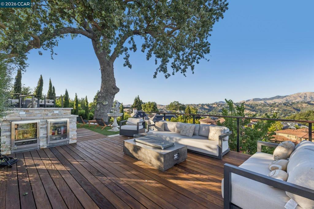 main property photo 74