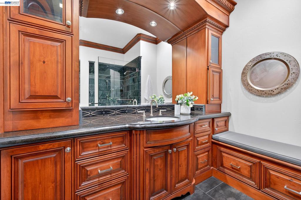main property photo 63
