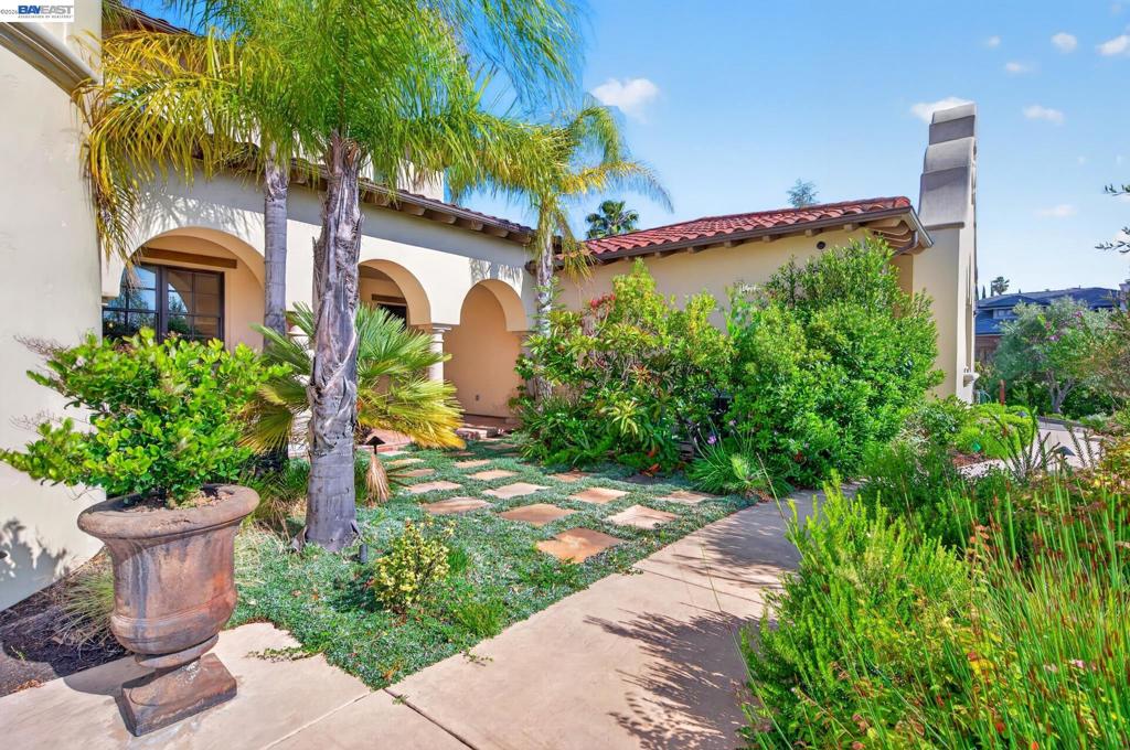 main property photo 74