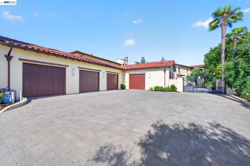 main property photo 76