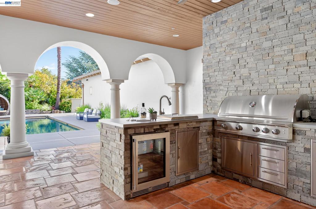 main property photo 82