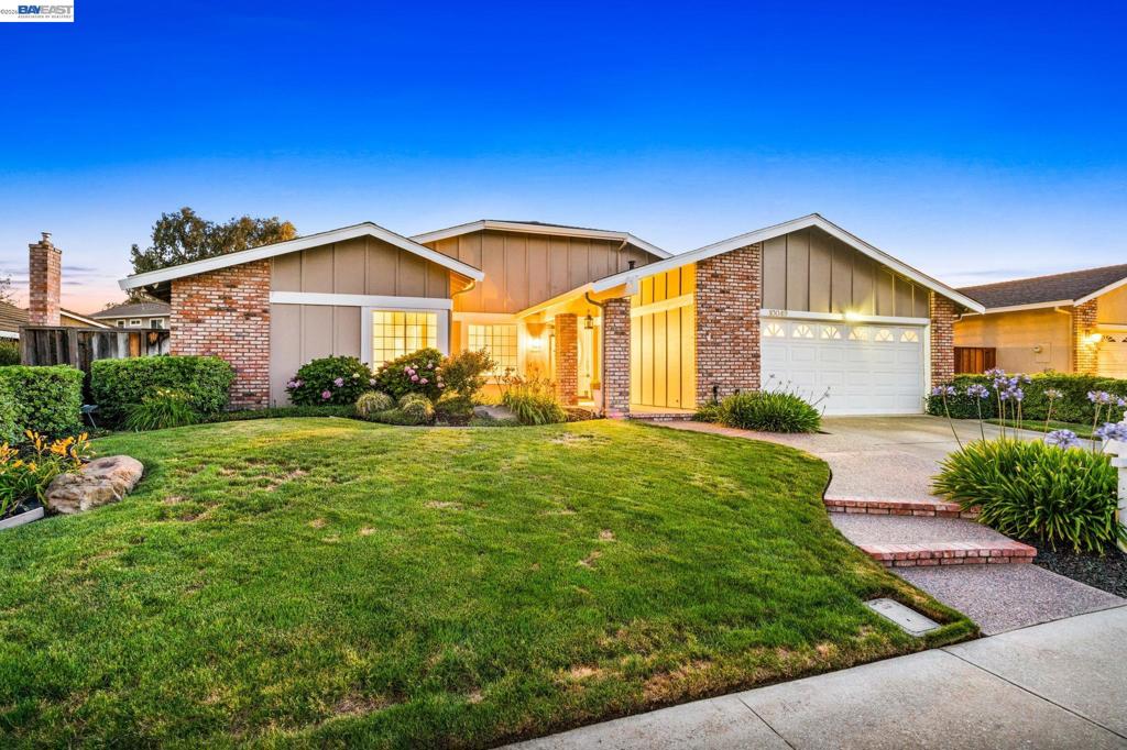 main property photo 76