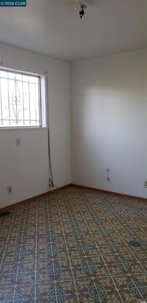 main property photo 75