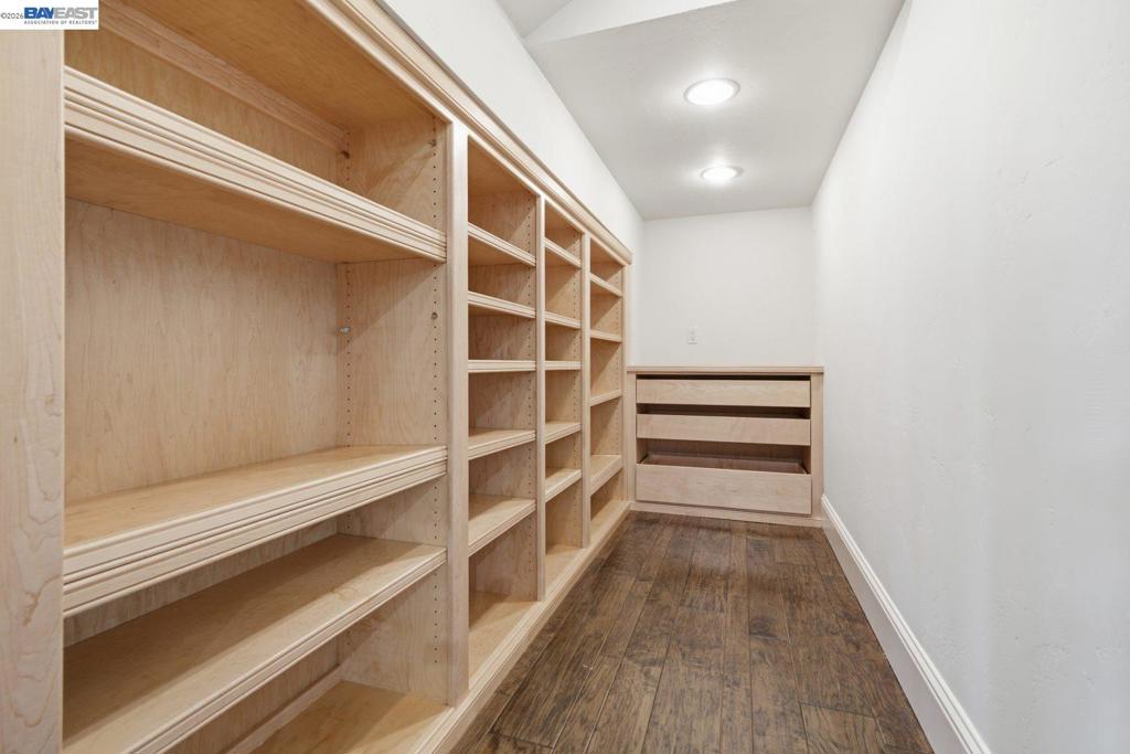 main property photo 66