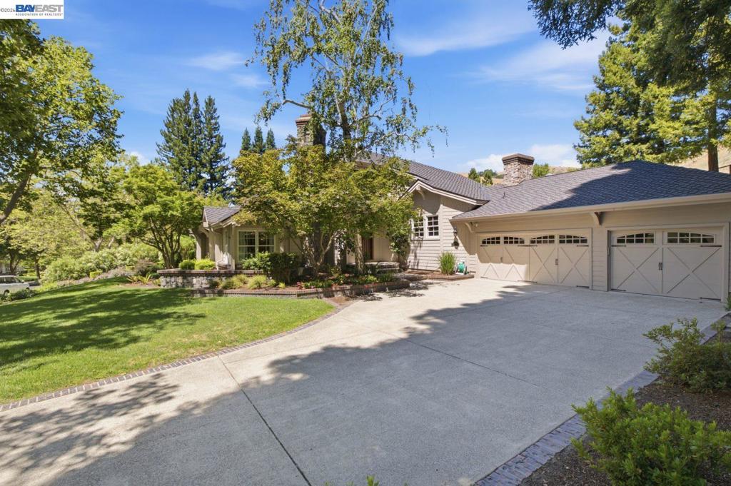 main property photo 80