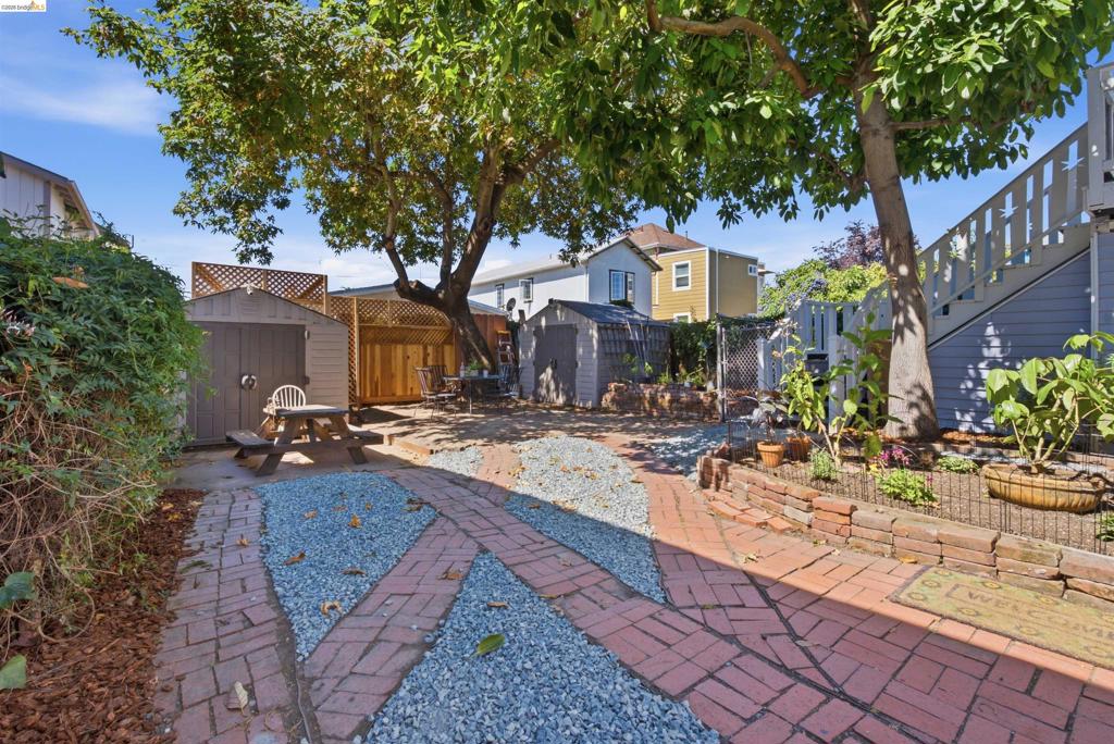 main property photo 58