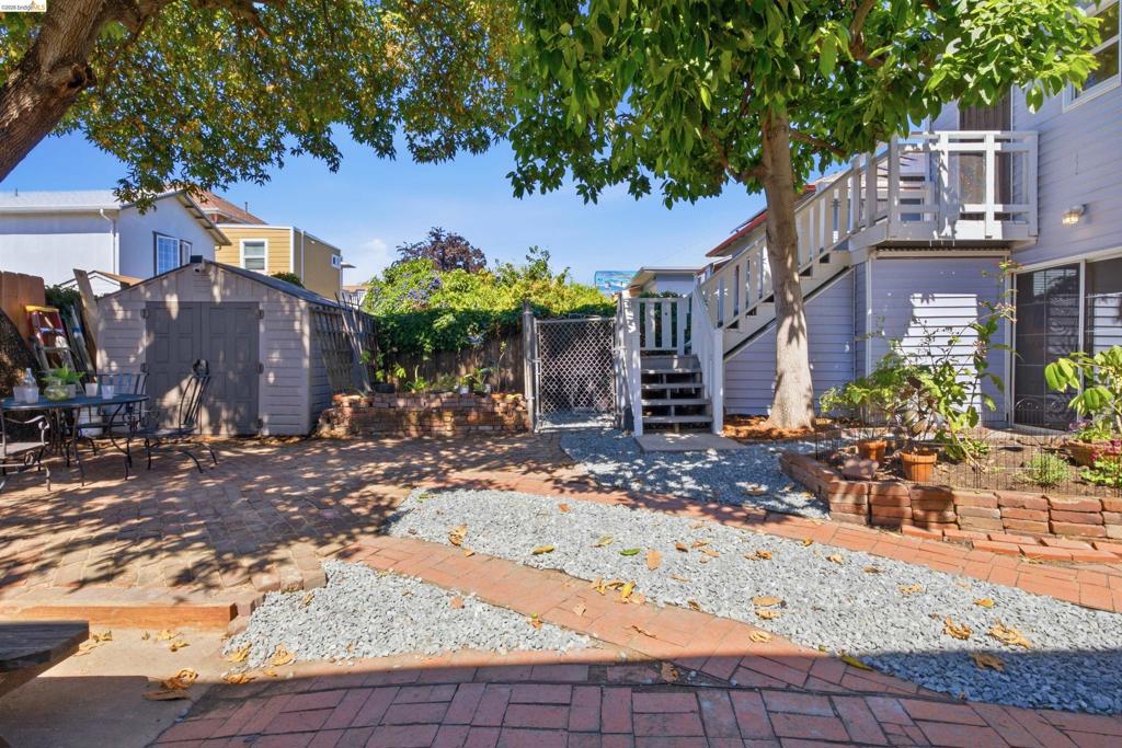 main property photo 59