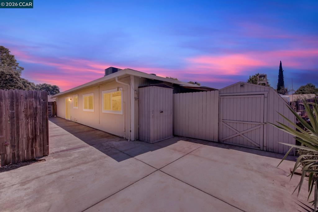 main property photo 50