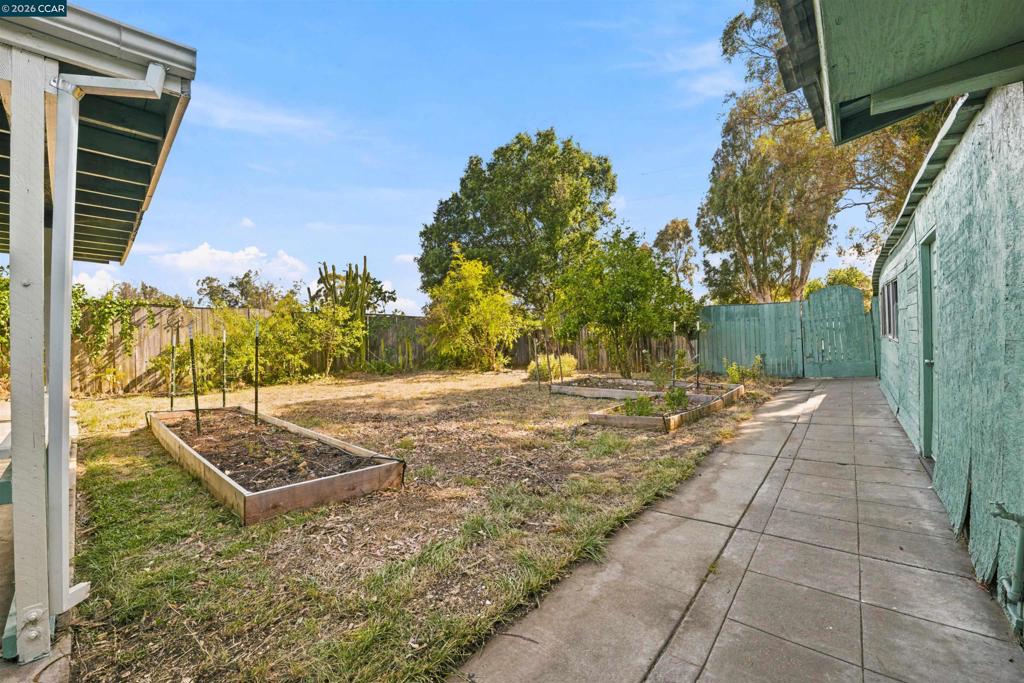 main property photo 51