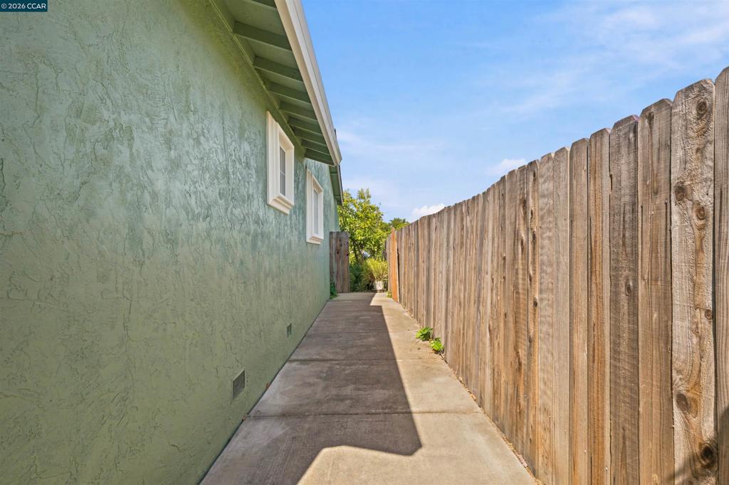 main property photo 63