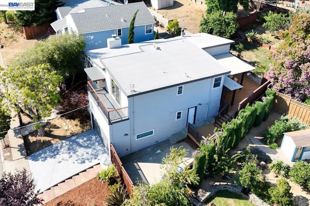 main property photo 54