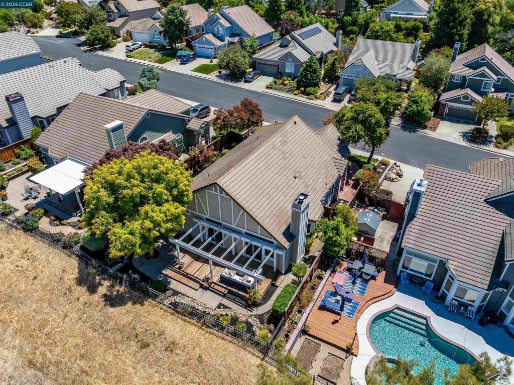 main property photo 77