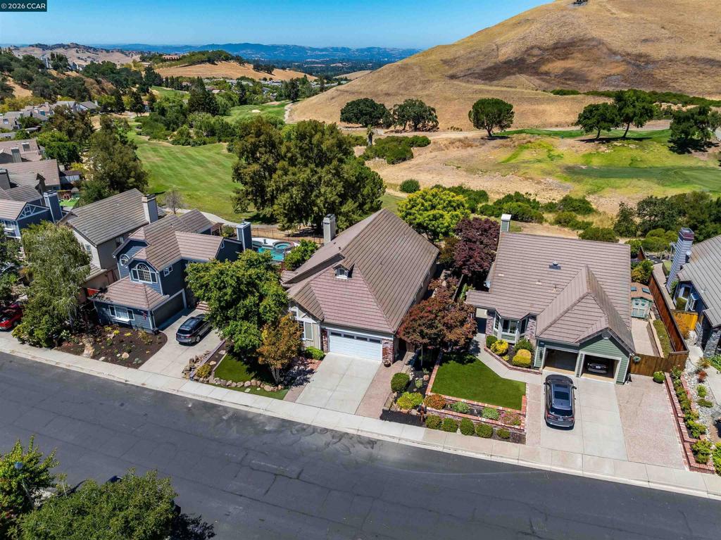 main property photo 79
