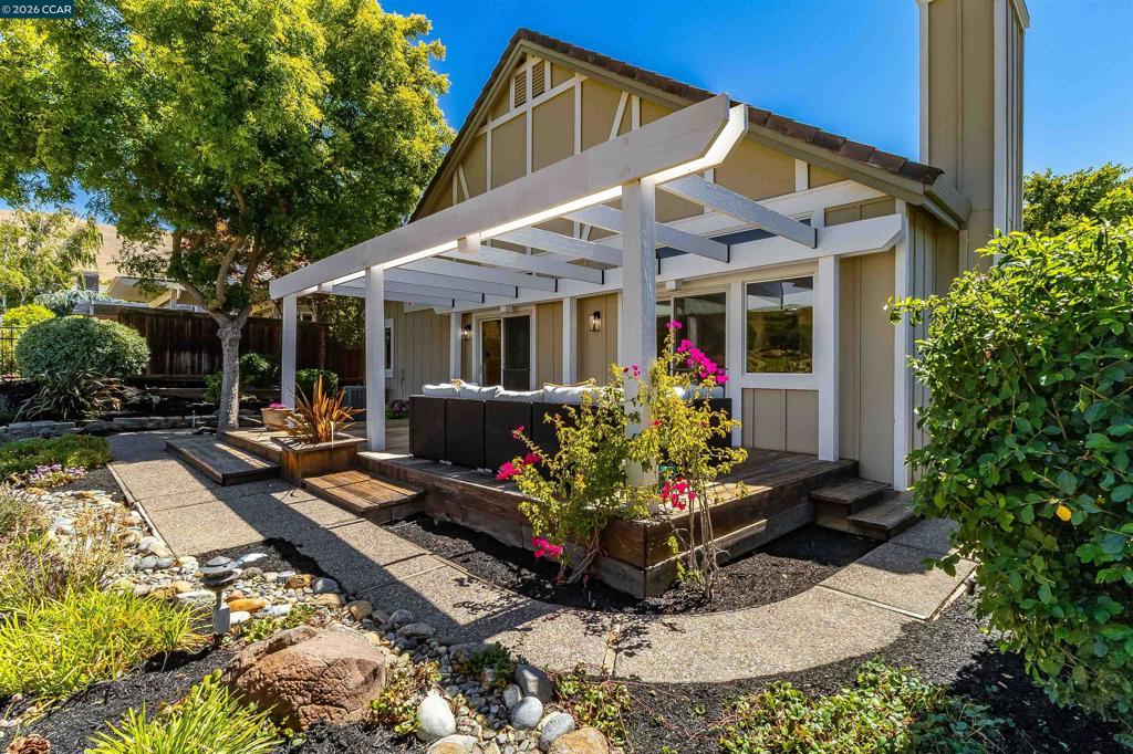 main property photo 90