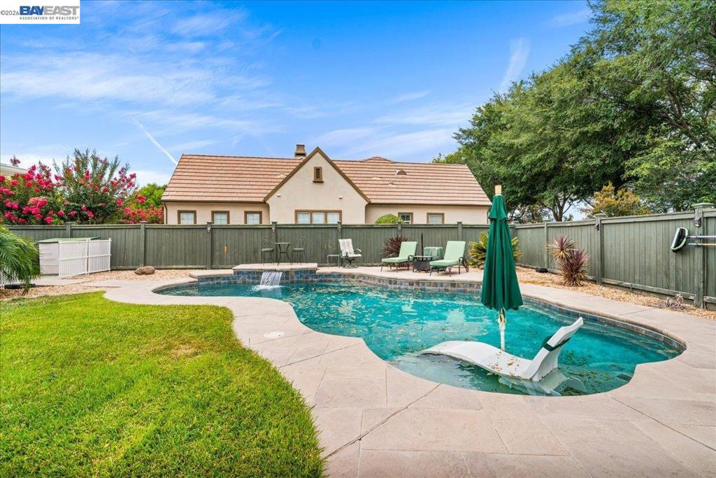 main property photo 51