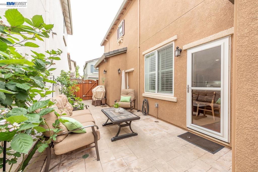 main property photo 50