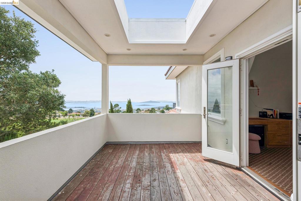 main property photo 51
