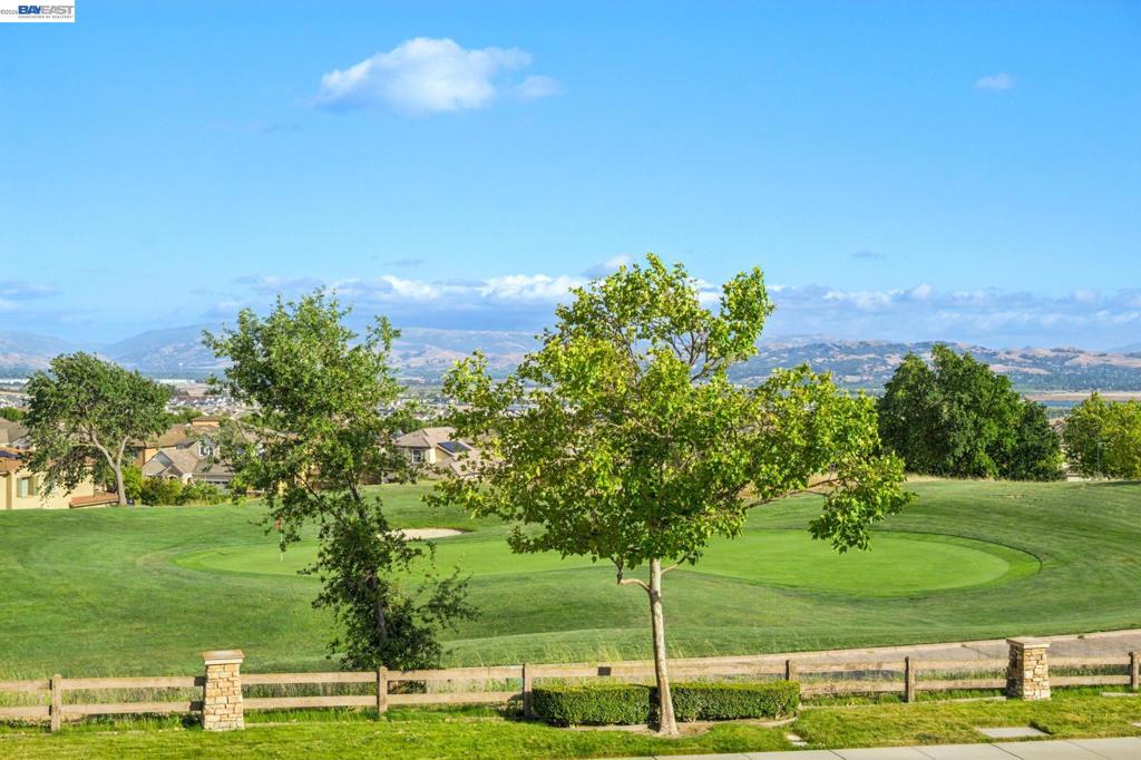 main property photo 76