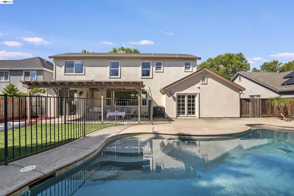 main property photo 54