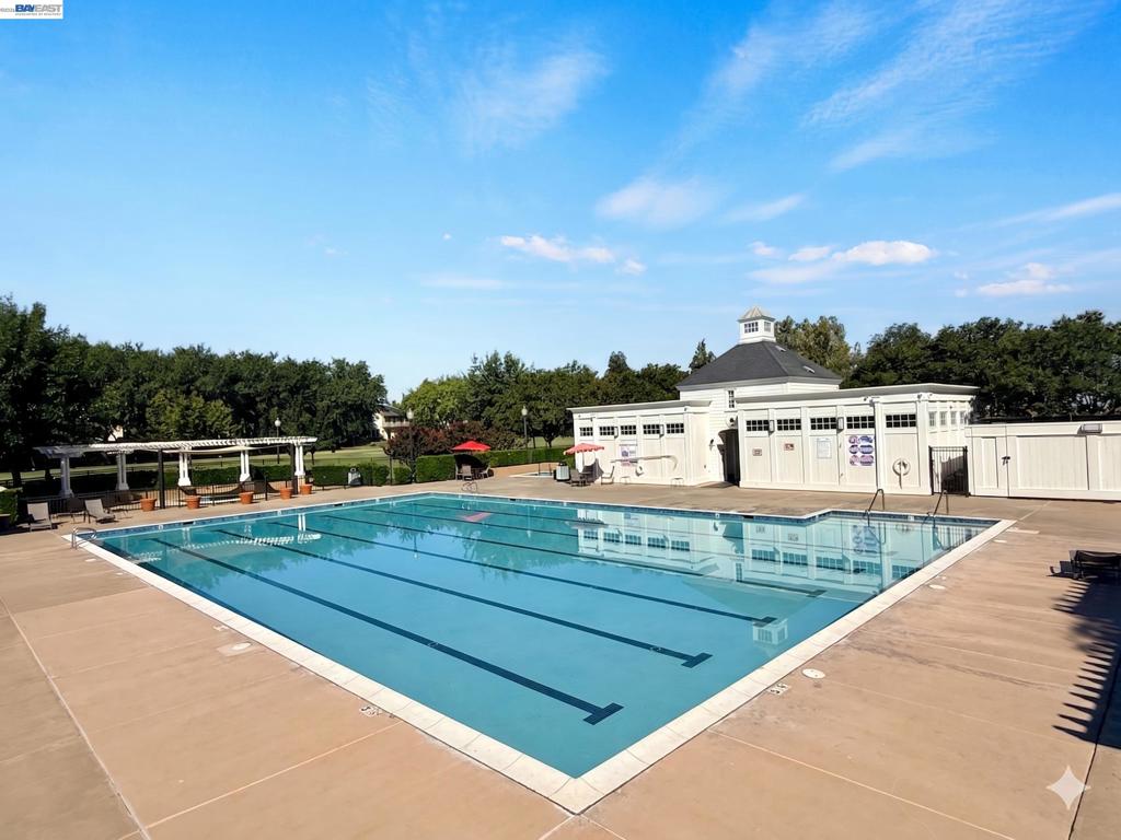 main property photo 63
