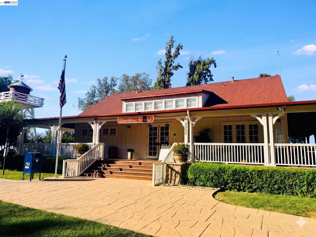 main property photo 66