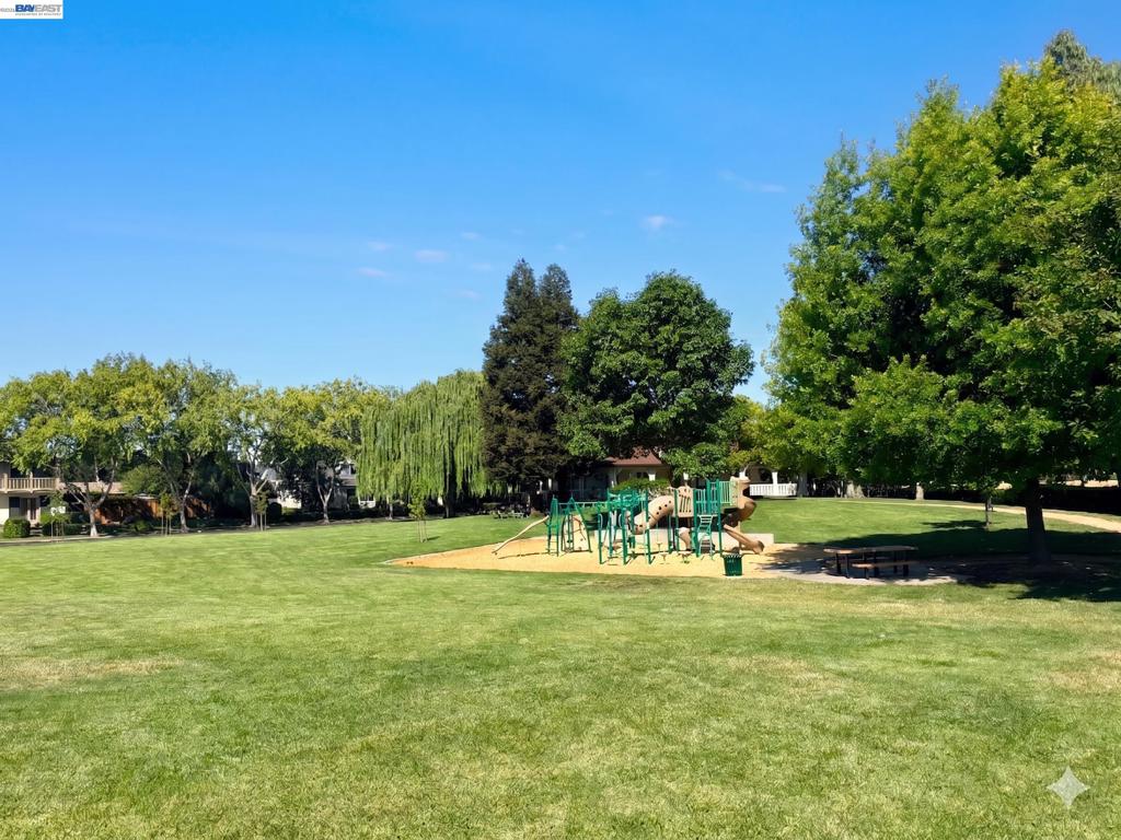 main property photo 67