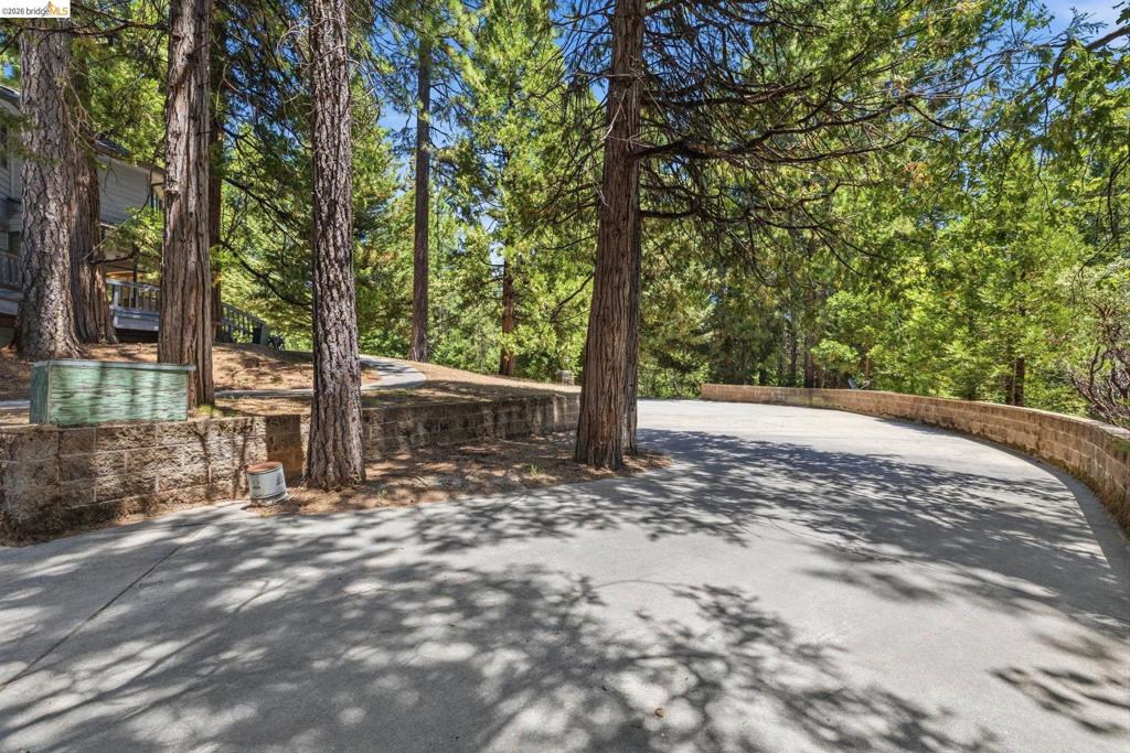 main property photo 50