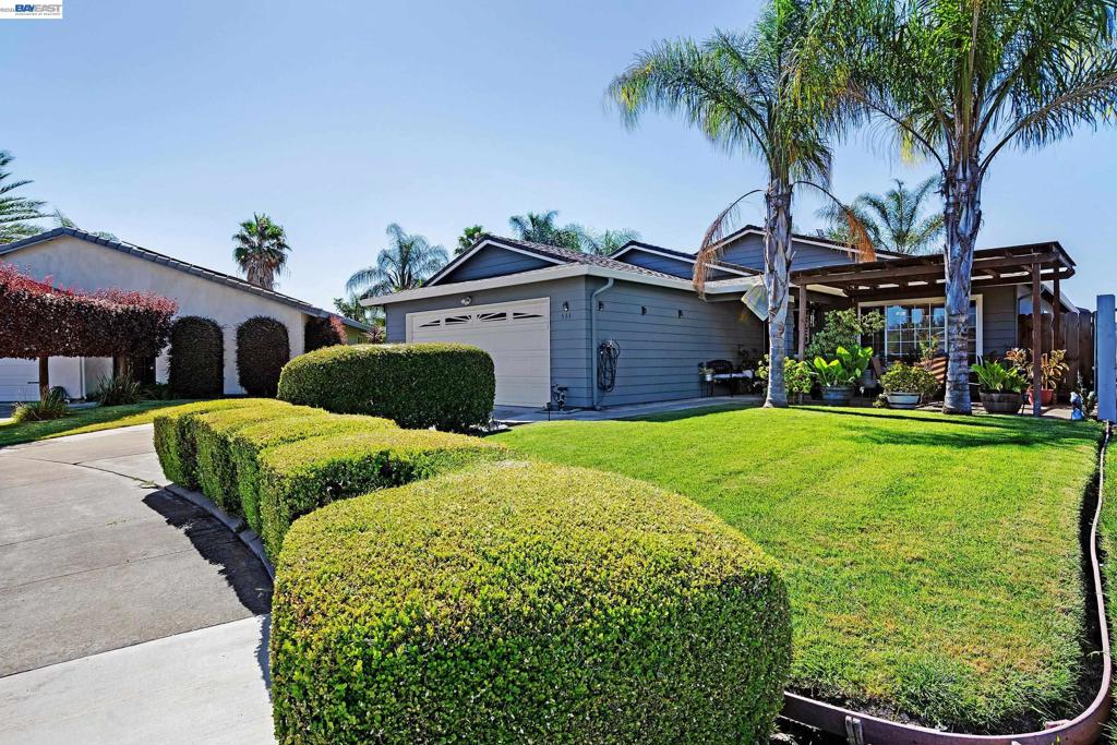 main property photo 0